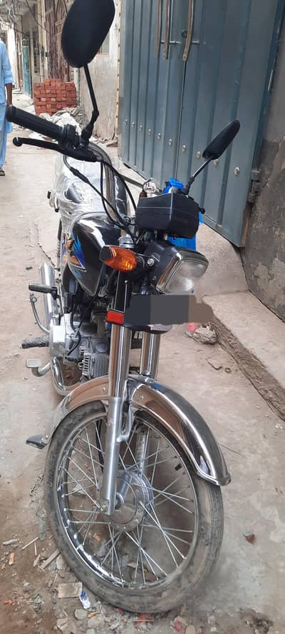 new road prince motorcycle in reasonable cost