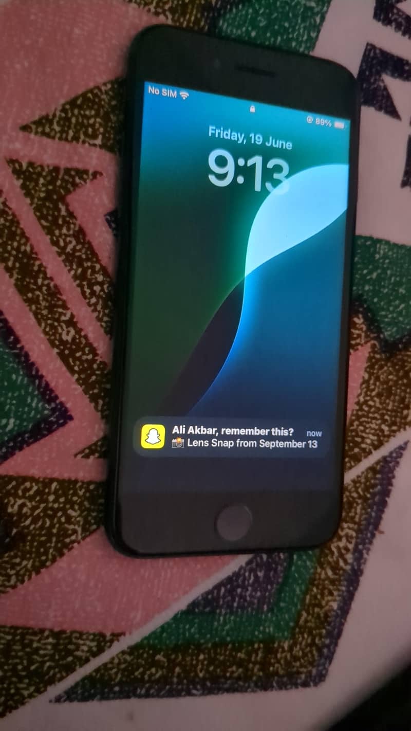 Apple iPhone SE 0