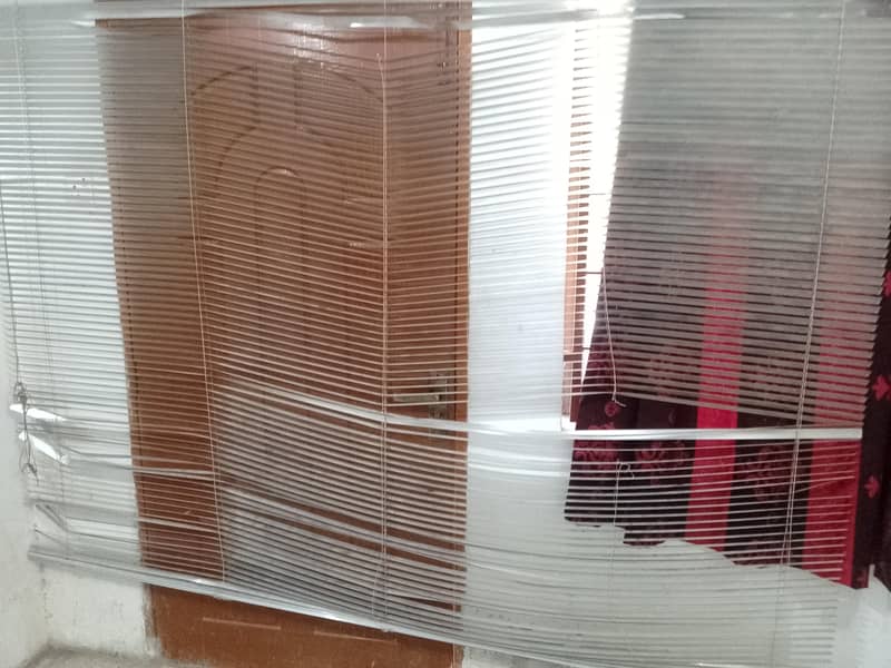 window folding blind 1
