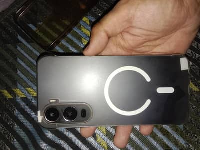 Itel City 200 full box lush condition 10 month warranty