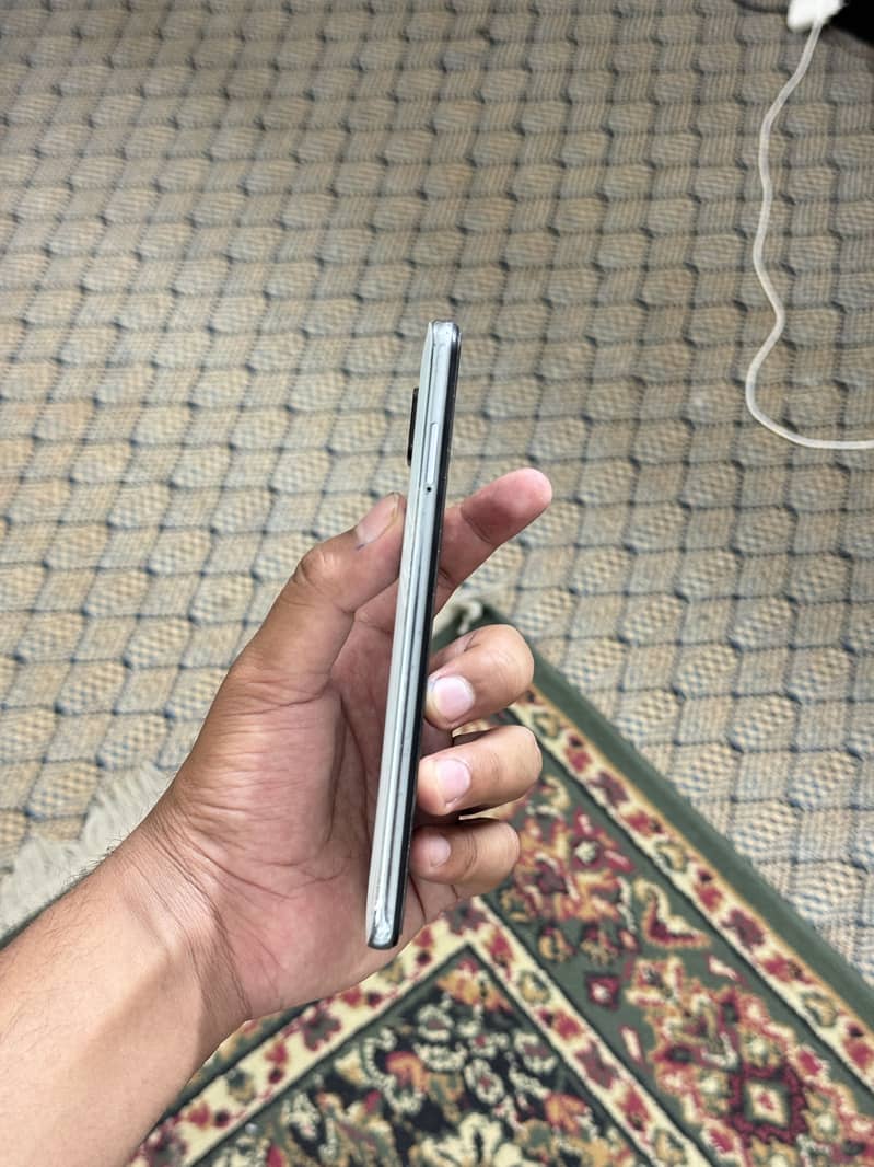 Xiaomi Redmi Note 9S 7