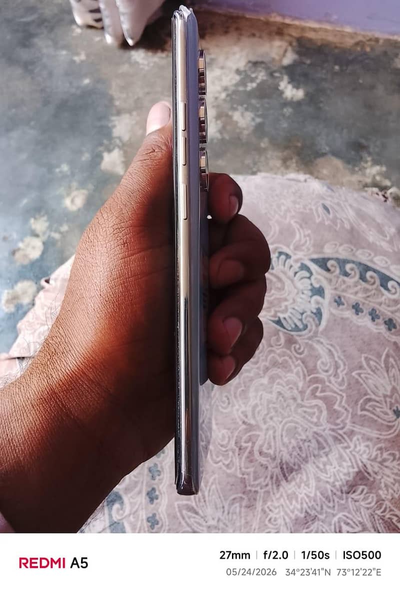 Tecno CAMON 40 Pro 8
