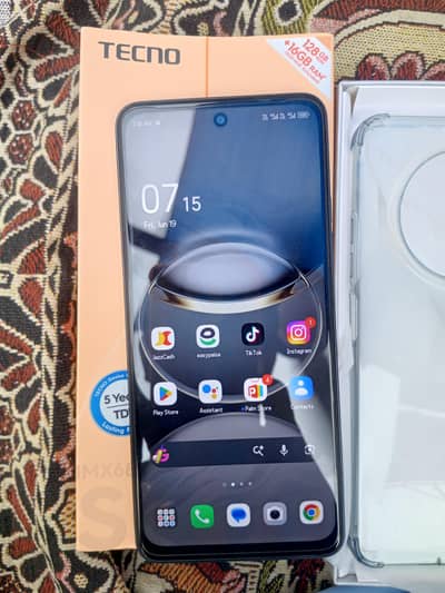 Tecno Spark 30