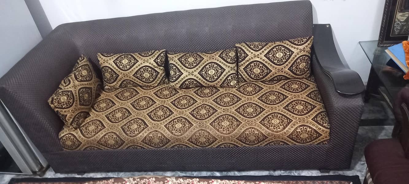 room sofa 0