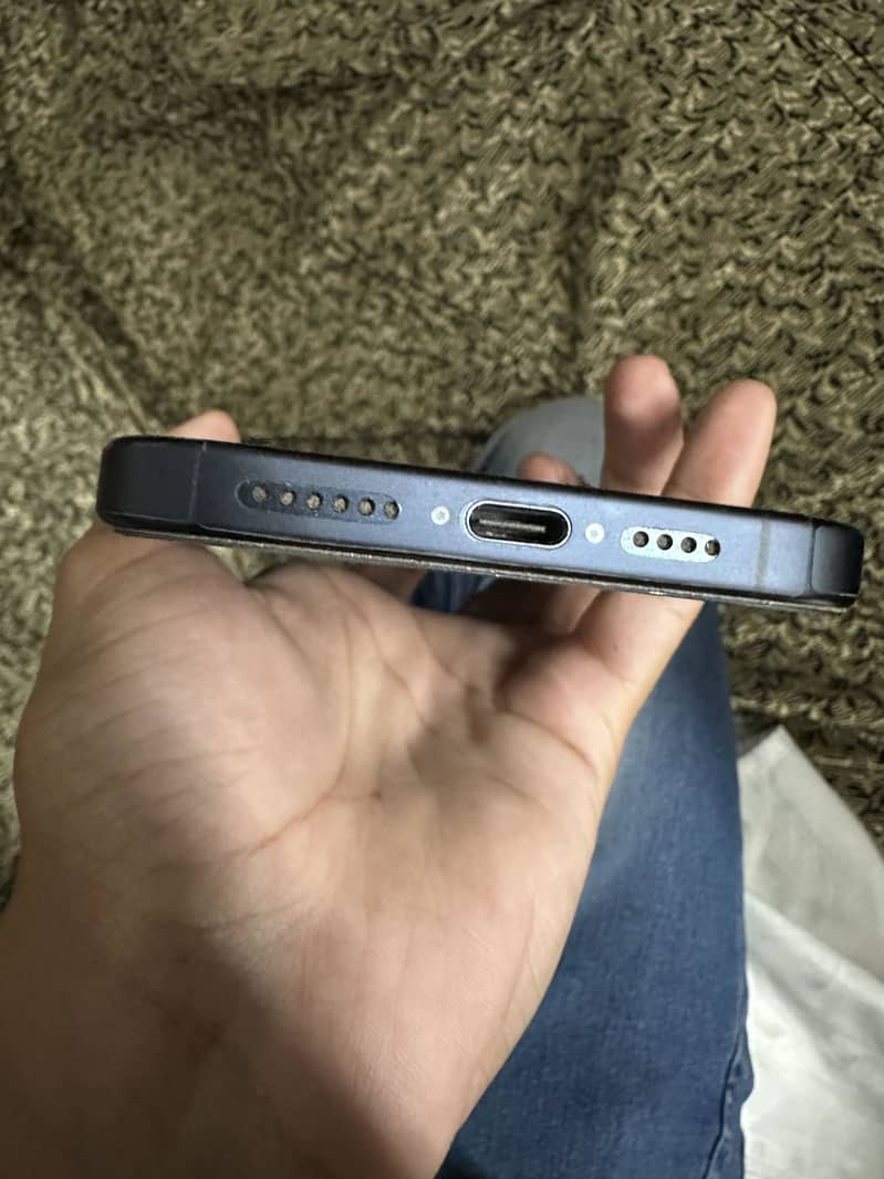 iPhone 15 pro max 1