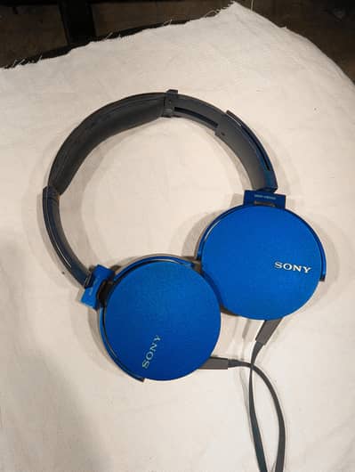 Sony headphones MDR-XB550
