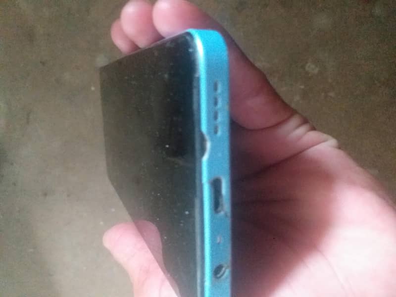 Realme Note 50 4