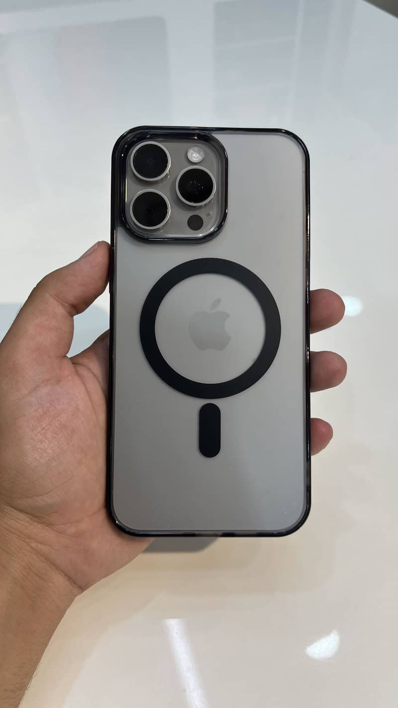 iPhone 15 Pro Max 1