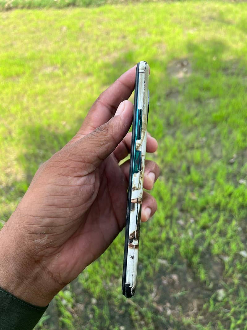 Infinix Zero 8 1
