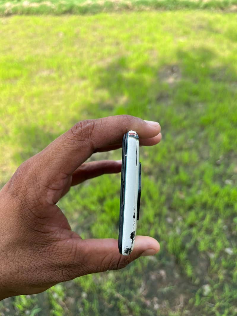 Infinix Zero 8 4