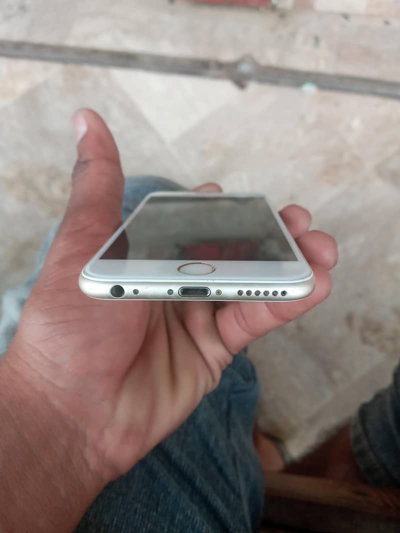 Apple iPhone 6 4