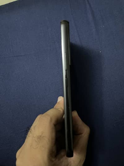 Samsung Galaxy S22 (Non-PTA) – 8GB RAM / 128GB Storage