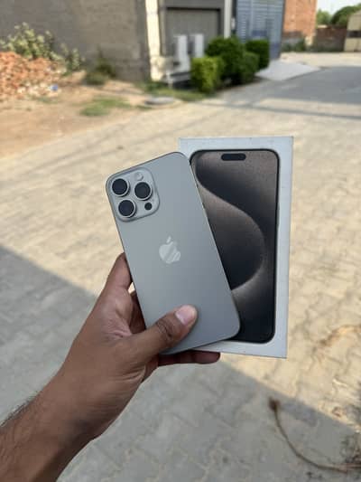 iPhone 15 Pro Max factory unlock with box