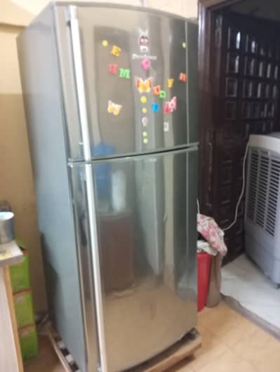 Dawlance refrigerator large