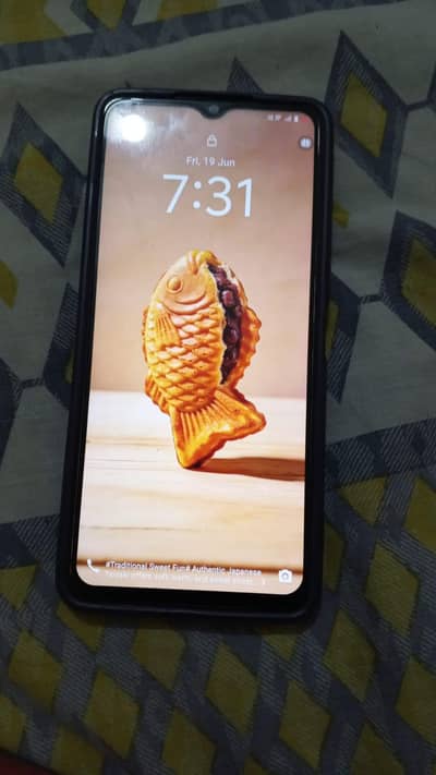 Vivo y 27