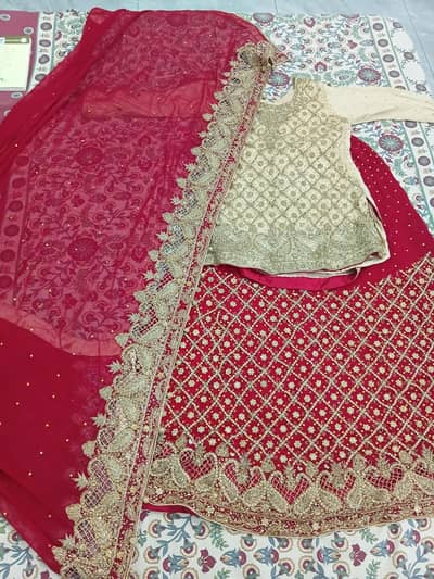 I am selling a brand new customised lehnga