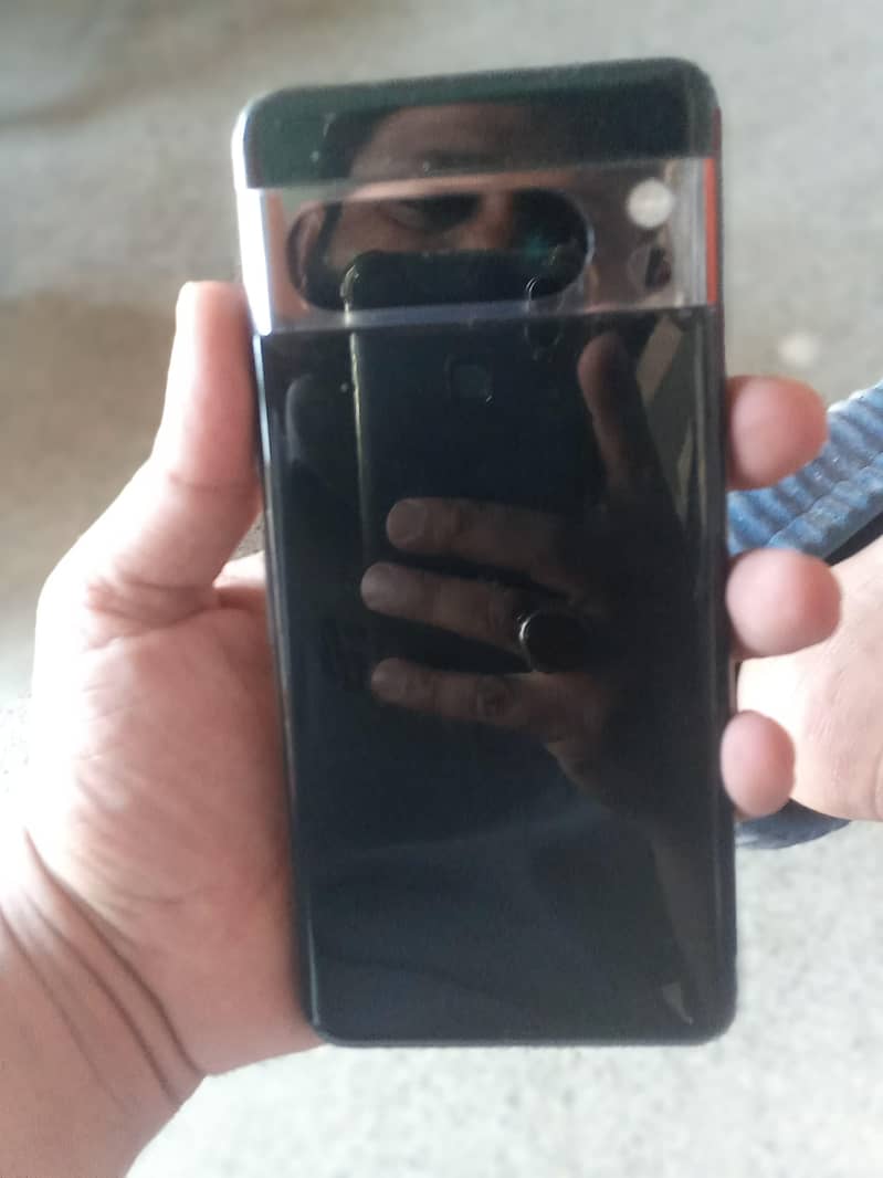 Google Pixel 8 Pro 1