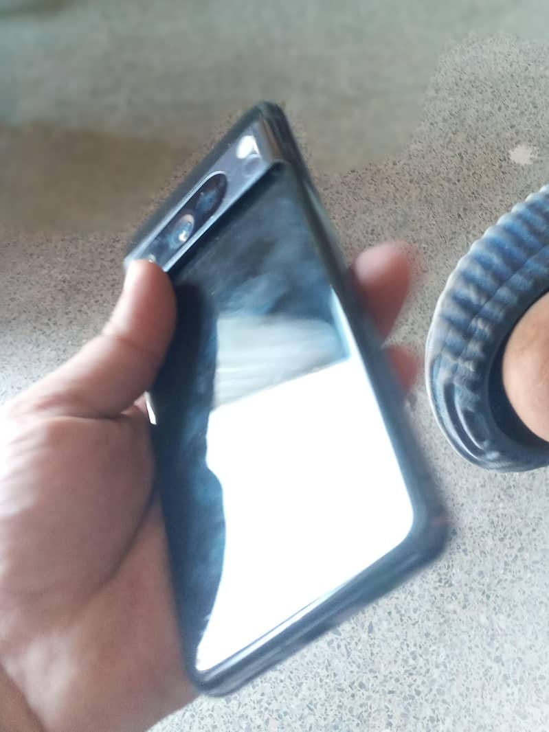 Google Pixel 8 Pro 4