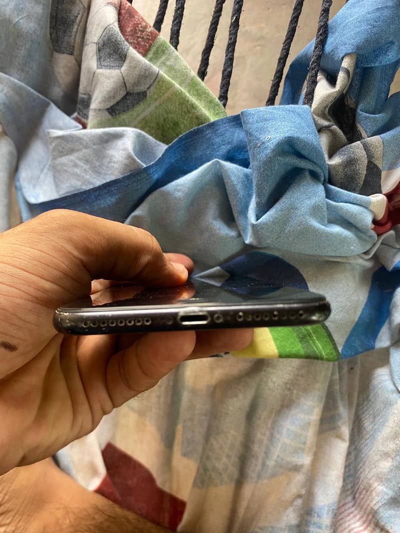iphone 7plus PTA 1