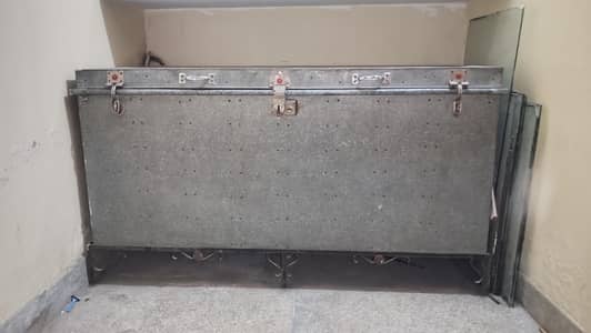 steel trunk / Steel petti heavy duty with Stand
