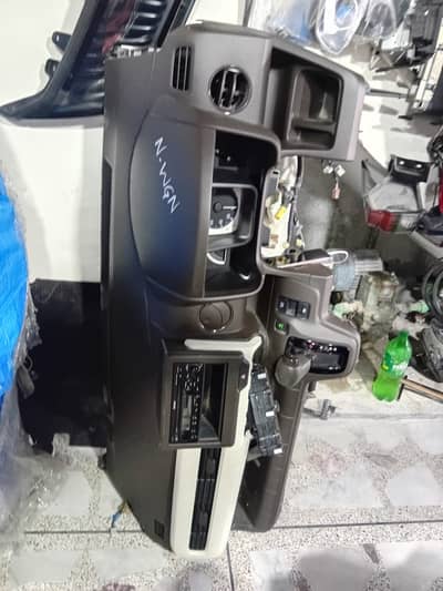 Honda suzuki Toyota Nissan mitsubishi All japani parts and local parts