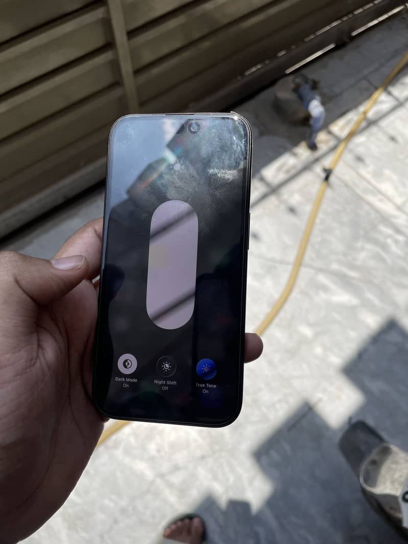Apple iPhone 15 Pro 1