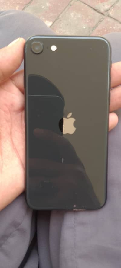 Apple iPhone SE