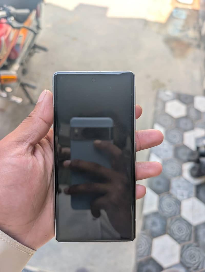 Google Pixel 7a 1