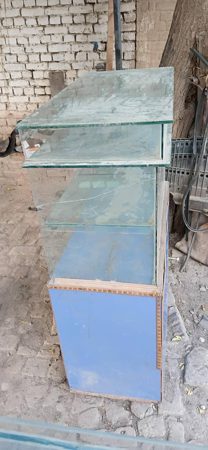 شوکیس برائے فروخت 2