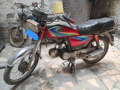 United 70cc 2016 Model For Sale – Good Condition & Home Used
