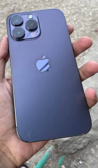 iPhone 14promax.  Friday offer 