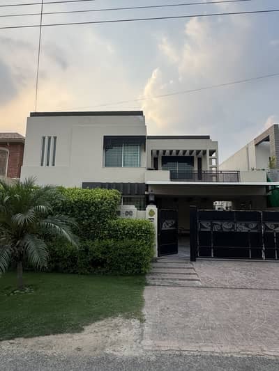 CC block kanal used house available for sale