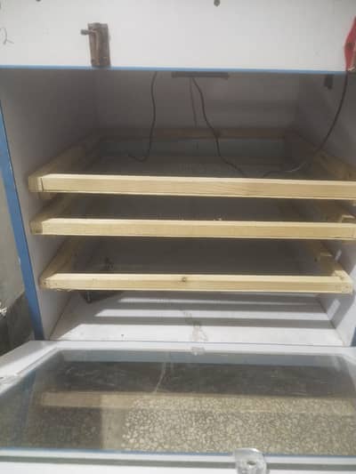 incubator for sale near Jinnah hospital Lahore 03004050756