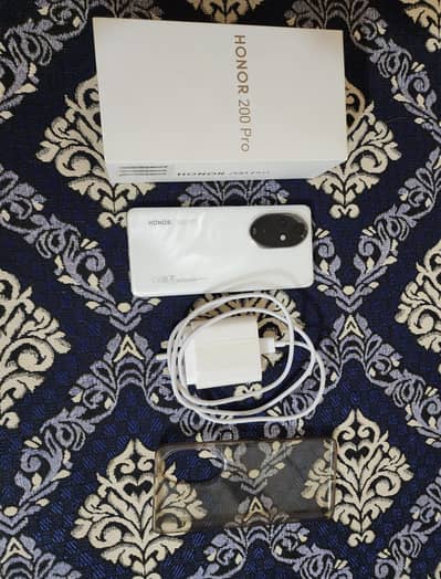 Honor 200 Pro
