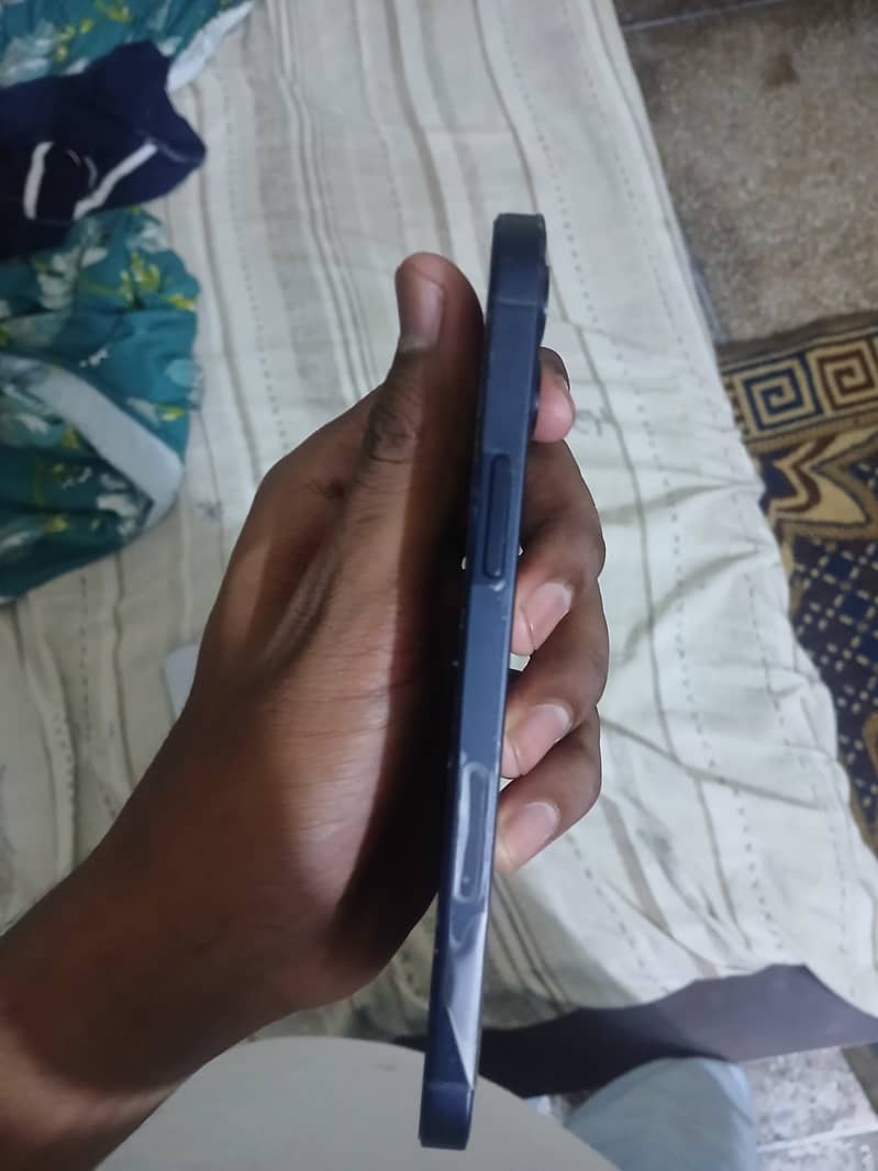 Apple iPhone 12 0