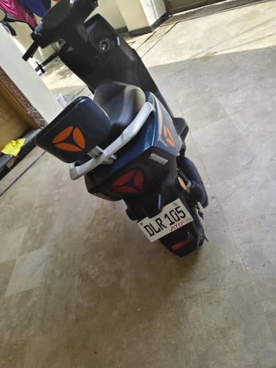 scooty