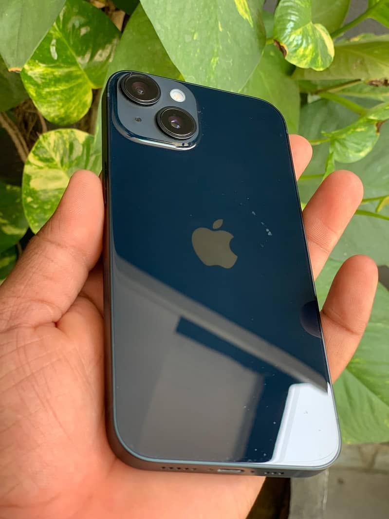 Apple iPhone 14 3
