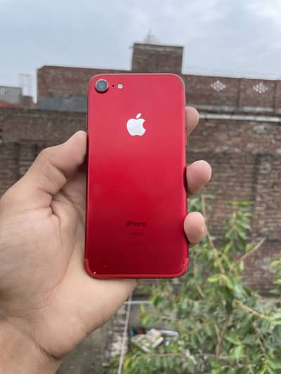 Apple iPhone 7