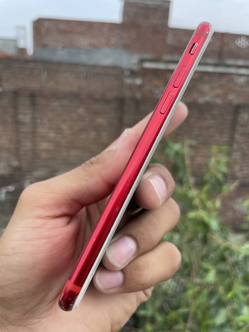 Apple iPhone 7 4
