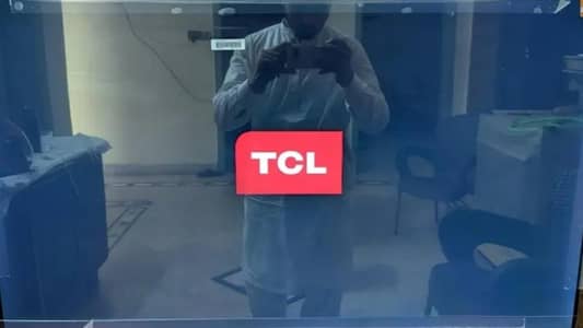43 inch tcl smart tv.