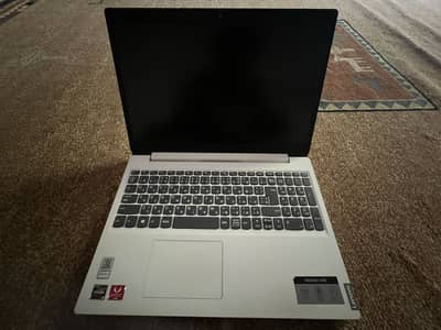 Lenovo Ideapad L340 - Ryzen 3 - Amd Radeon - 8GB RAM | 10/10 Condition