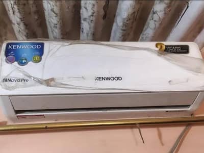 Kenwood 1 ton Dc inverter heat and cool totally genuine good condition