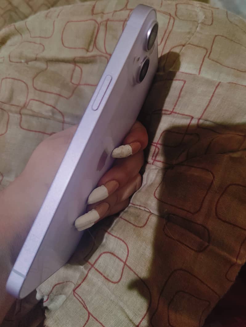iPhone 14 Plus 2