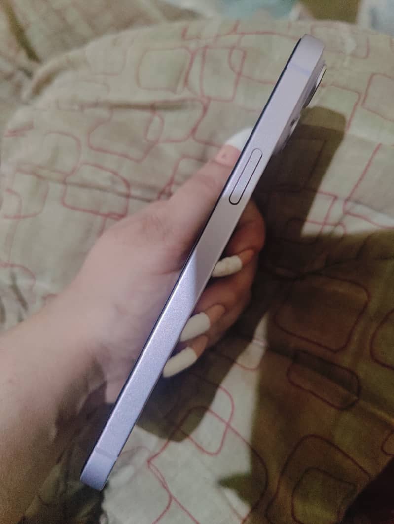 iPhone 14 Plus 5