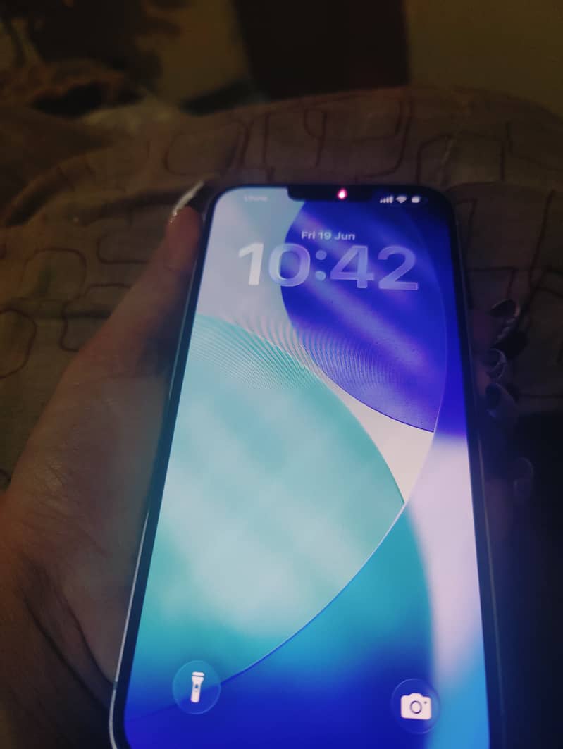 iPhone 14 Plus 9