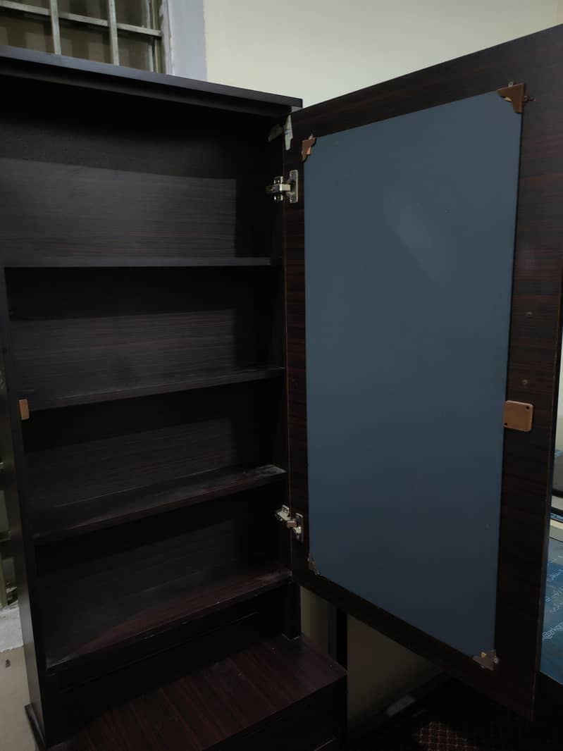 Dressing Table  10/10 condition 2