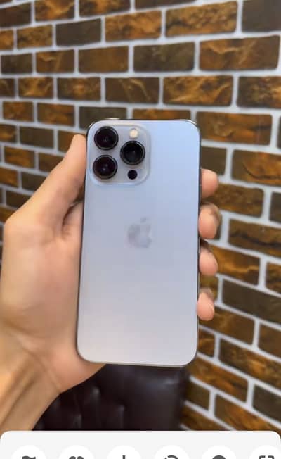 Apple iPhone 13 Pro
