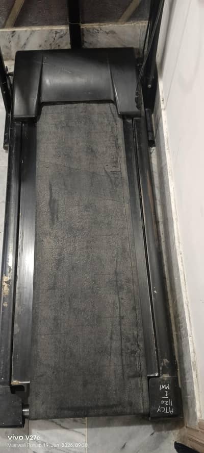 Treadmill/running machine