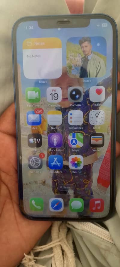 Apple iPhone 12