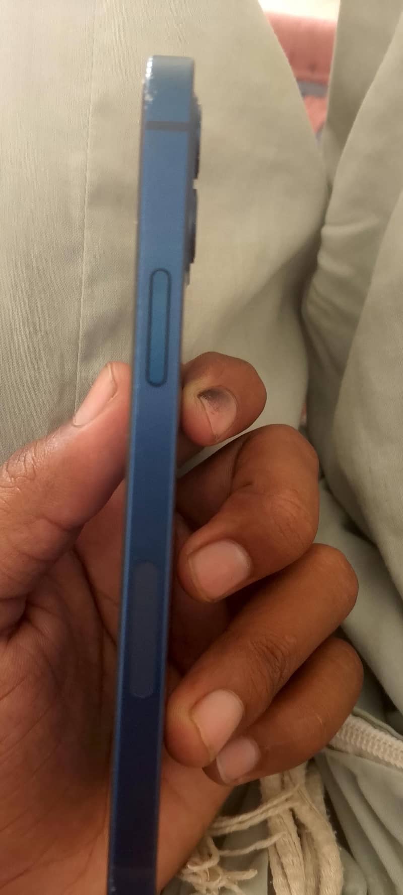 Apple iPhone 12 1
